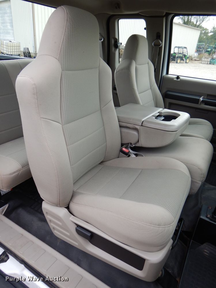 image for item DH2621 2008 Ford F250 Super Duty SuperCab pickup truck