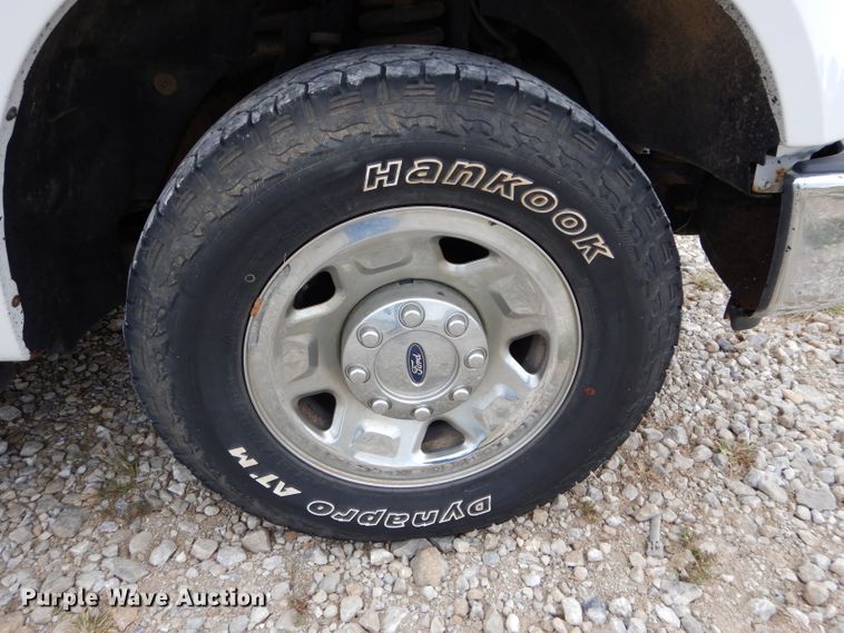 image for item DH2621 2008 Ford F250 Super Duty SuperCab pickup truck