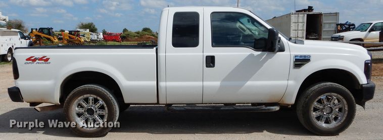 image for item DH3593 2008 Ford F250 Super Duty SuperCab pickup truck
