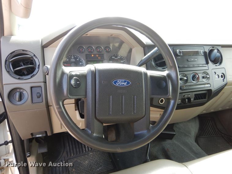 image for item DH3593 2008 Ford F250 Super Duty SuperCab pickup truck