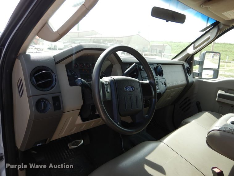 image for item DH3593 2008 Ford F250 Super Duty SuperCab pickup truck