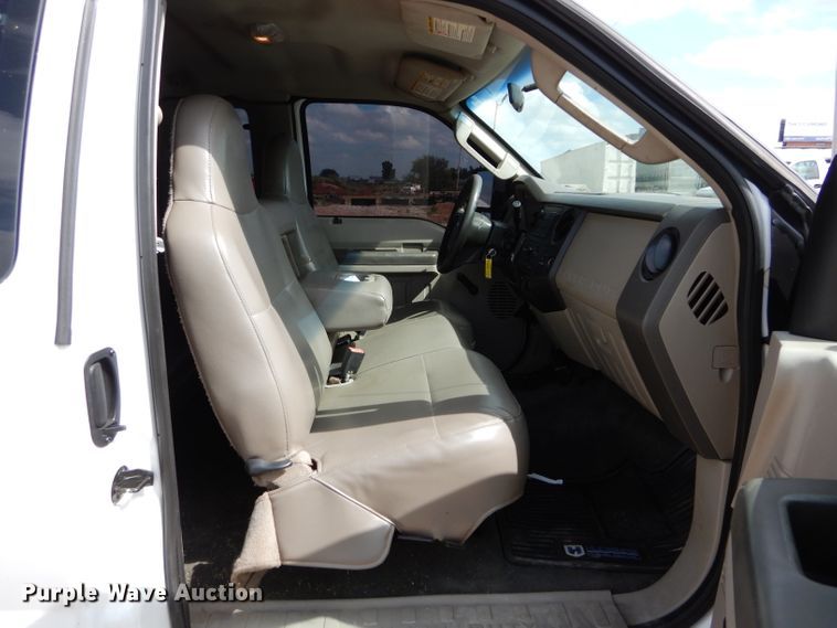 image for item DH3593 2008 Ford F250 Super Duty SuperCab pickup truck