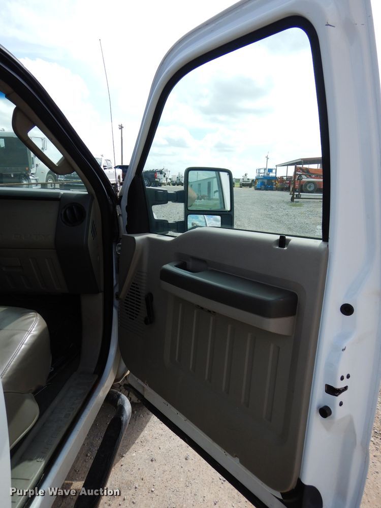 image for item DH3593 2008 Ford F250 Super Duty SuperCab pickup truck