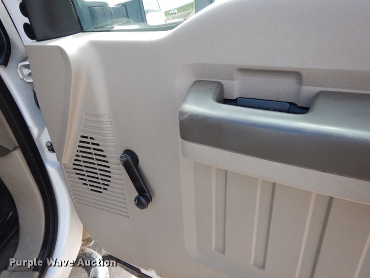 image for item DH3593 2008 Ford F250 Super Duty SuperCab pickup truck
