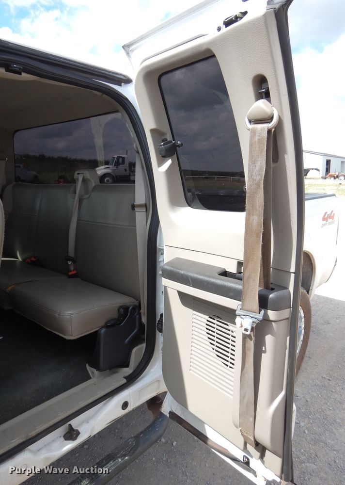 image for item DH3593 2008 Ford F250 Super Duty SuperCab pickup truck