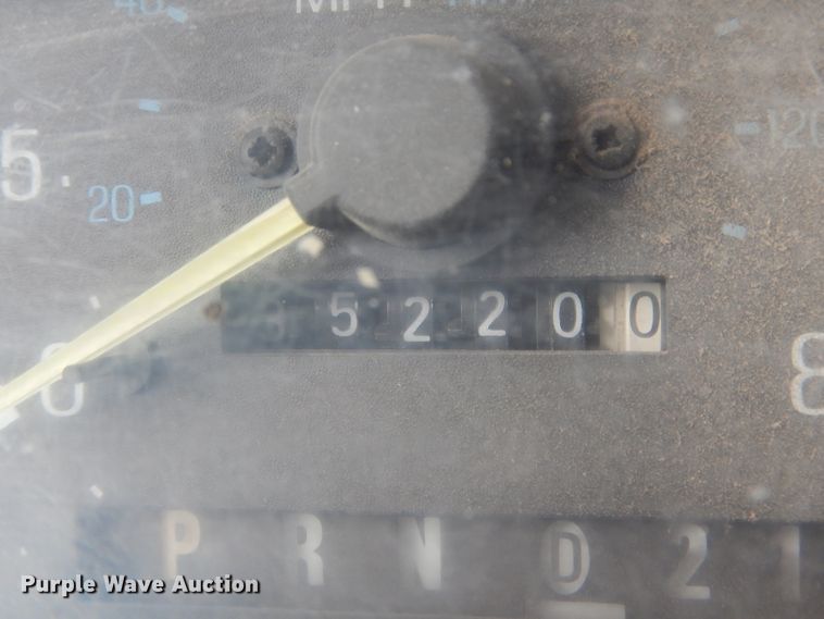 image for item DH6183 1991 Ford F150 pickup truck