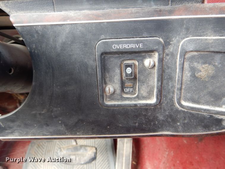 image for item DH6183 1991 Ford F150 pickup truck