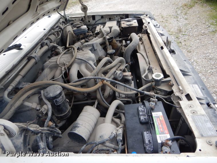 image for item DH6183 1991 Ford F150 pickup truck