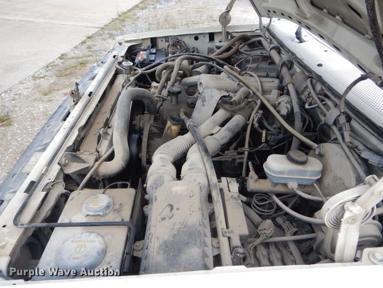 image for item DH6183 1991 Ford F150 pickup truck