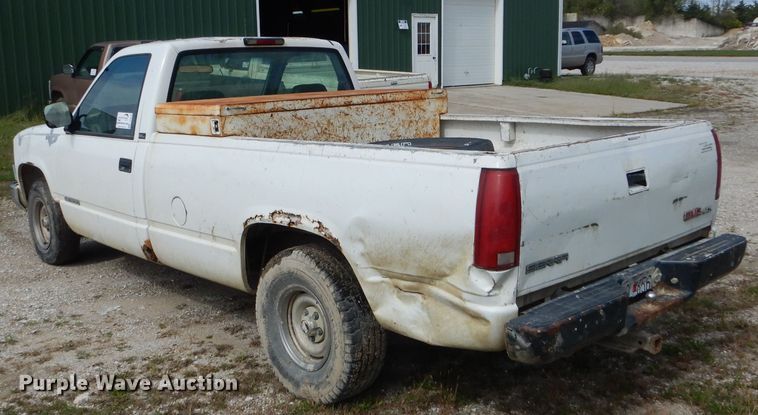 image for item DH6185 1994 GMC Sierra 1500 SL pickup truck