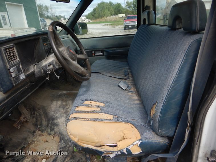 image for item DH6185 1994 GMC Sierra 1500 SL pickup truck