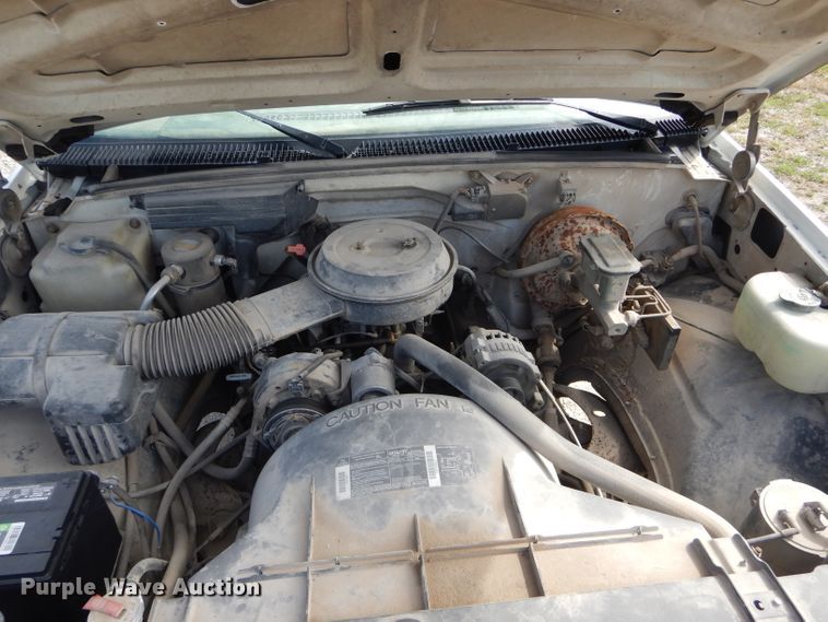 image for item DH6185 1994 GMC Sierra 1500 SL pickup truck