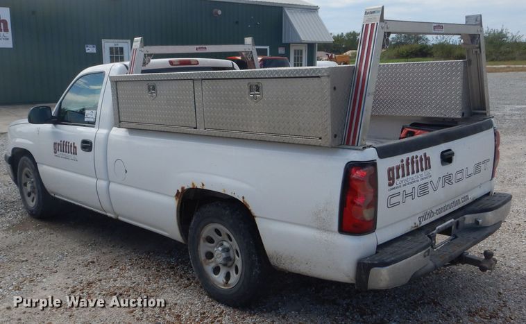 image for item DH6188 2006 Chevrolet Silverado 1500 pickup truck