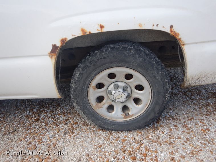 image for item DH6188 2006 Chevrolet Silverado 1500 pickup truck