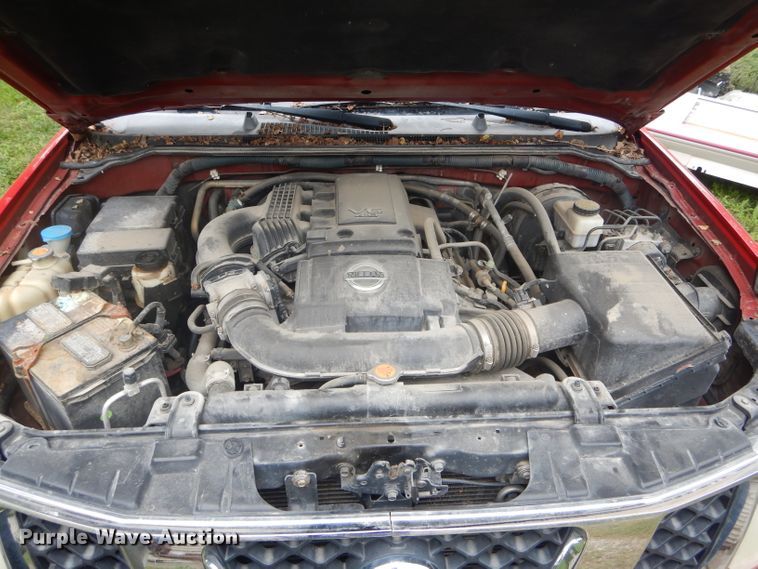 image for item DH6230 2007 Nissan Frontier SE Crew Cab pickup truck