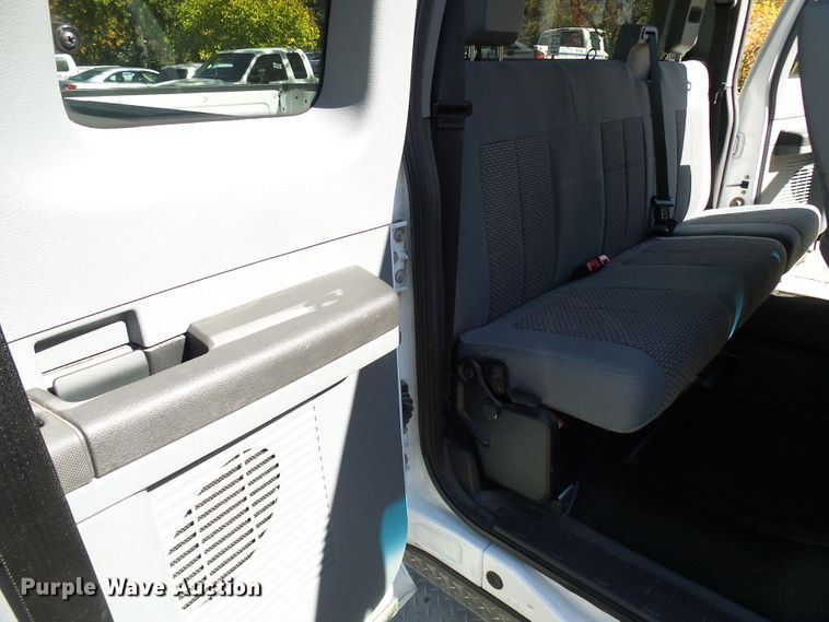 image for item DI0708 2014 Ford F250 Super Duty SuperCab pickup truck