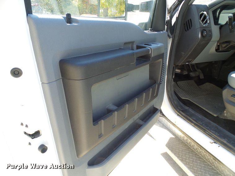 image for item DI0708 2014 Ford F250 Super Duty SuperCab pickup truck