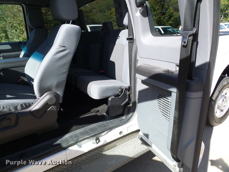 image for item DI0708 2014 Ford F250 Super Duty SuperCab pickup truck