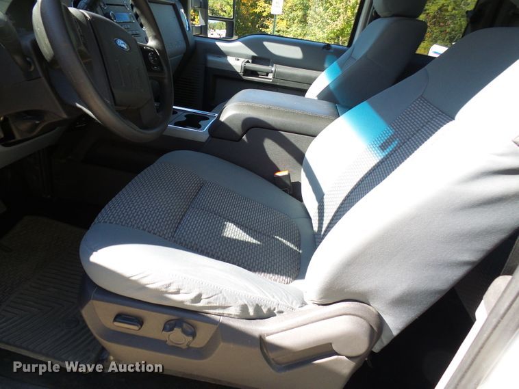 image for item DI0708 2014 Ford F250 Super Duty SuperCab pickup truck