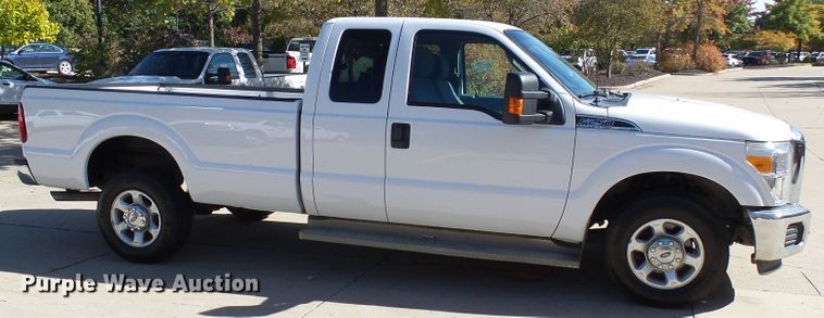 image for item DI0709 2014 Ford F250 Super Duty SuperCab pickup truck