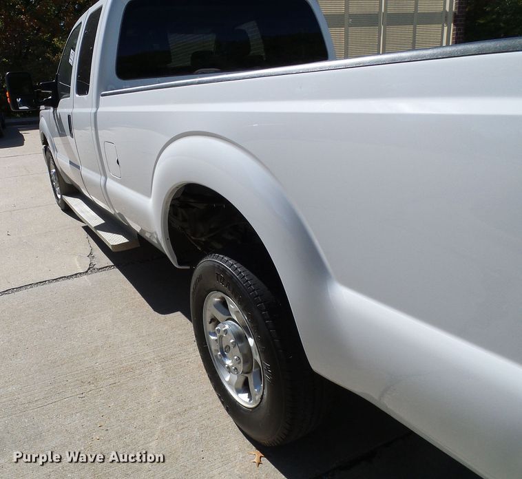image for item DI0709 2014 Ford F250 Super Duty SuperCab pickup truck