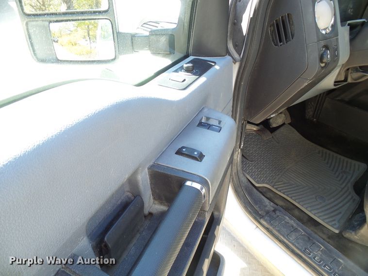 image for item DI0709 2014 Ford F250 Super Duty SuperCab pickup truck