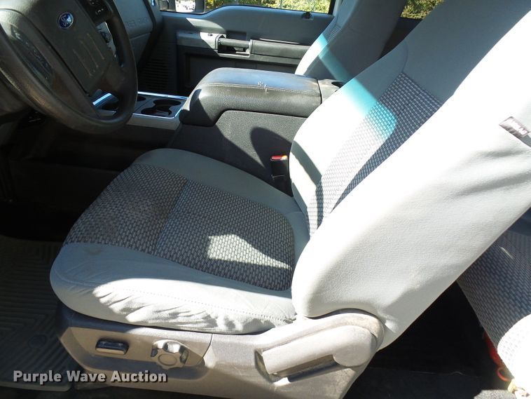 image for item DI0709 2014 Ford F250 Super Duty SuperCab pickup truck