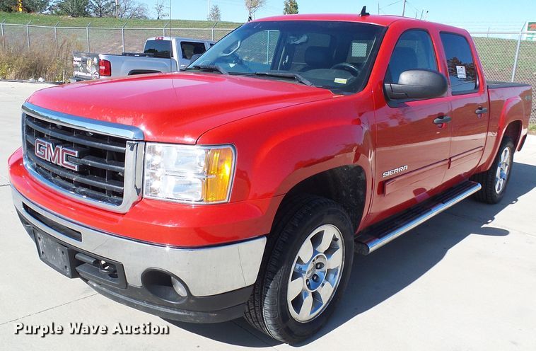 image for item DI0713 2011 GMC Sierra 1500 Crew Cab pickup truck