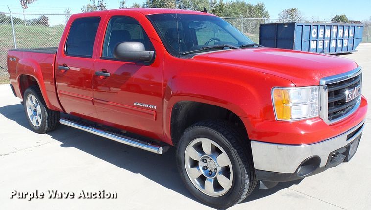 image for item DI0713 2011 GMC Sierra 1500 Crew Cab pickup truck