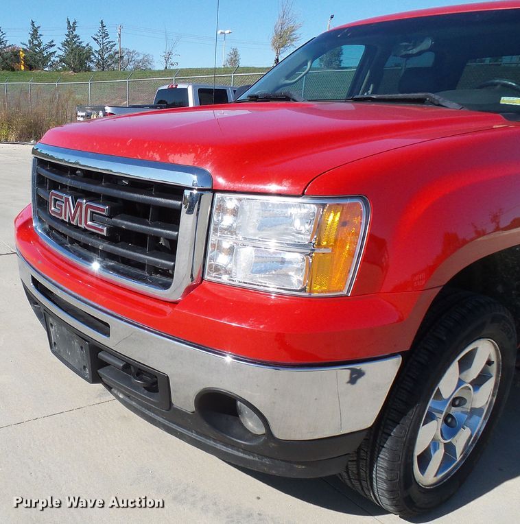 image for item DI0713 2011 GMC Sierra 1500 Crew Cab pickup truck