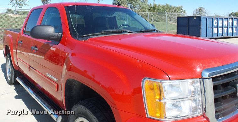 image for item DI0713 2011 GMC Sierra 1500 Crew Cab pickup truck
