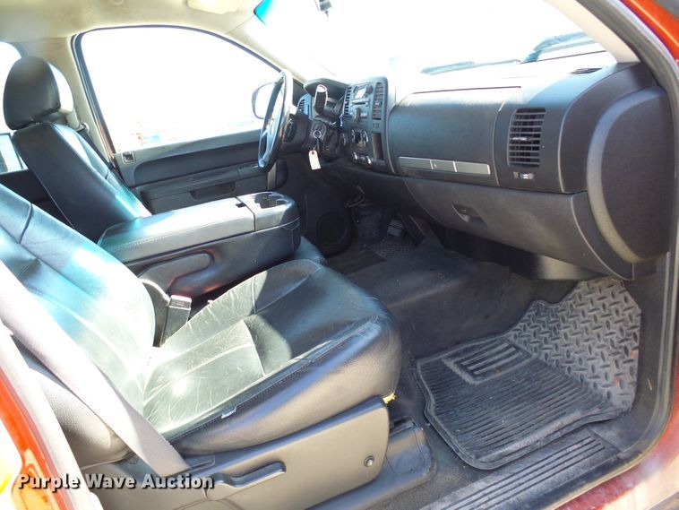 image for item DI0713 2011 GMC Sierra 1500 Crew Cab pickup truck