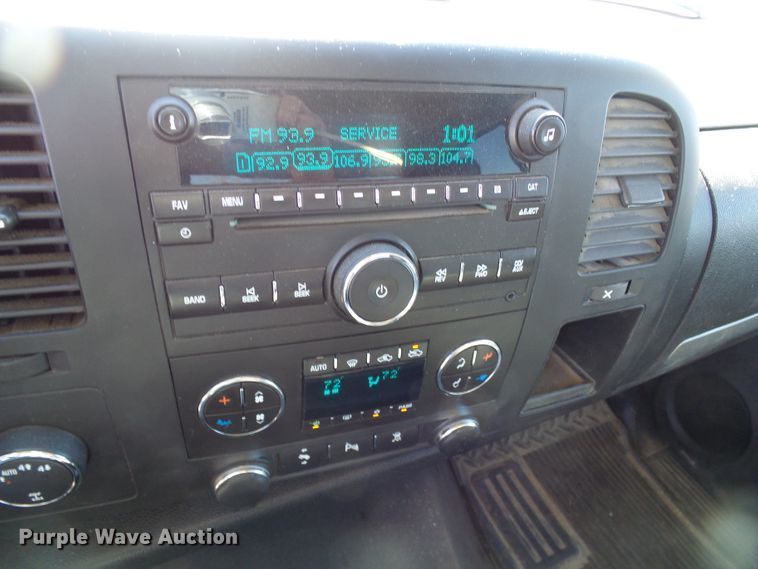 image for item DI0713 2011 GMC Sierra 1500 Crew Cab pickup truck