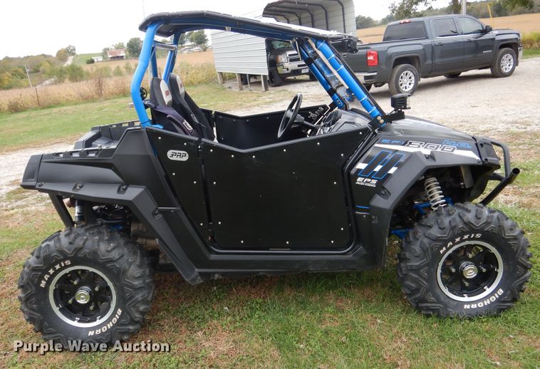 image for item DY9858 2014 Polaris Razor RZRS utility vehicle