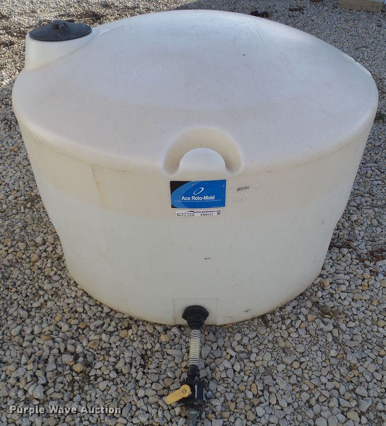 image for item EM9223 Ace RotoWorld poly tank