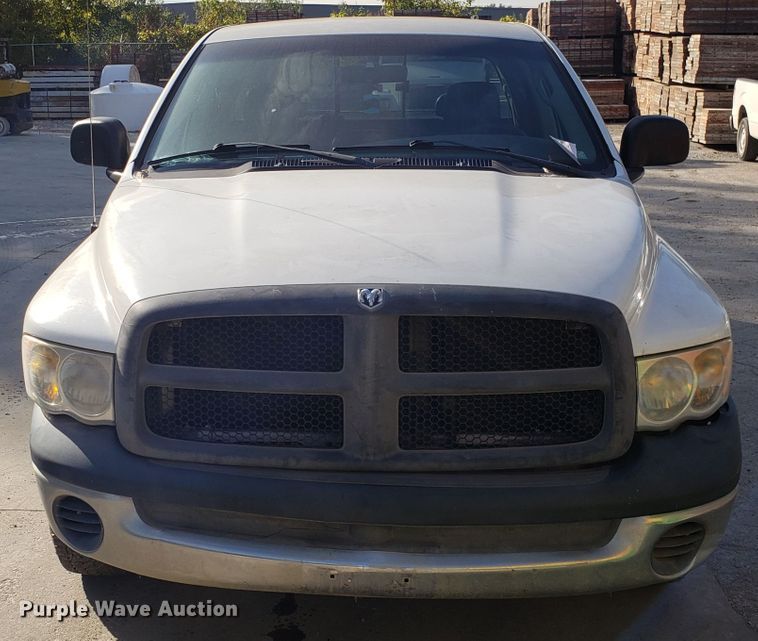 image for item ET9913 2005 Dodge Ram 2500 Quad Cab pickup truck