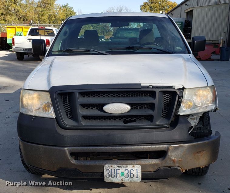 image for item ET9915 2006 Ford F150 pickup truck