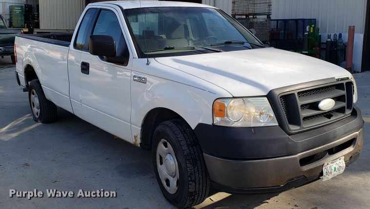 image for item ET9915 2006 Ford F150 pickup truck