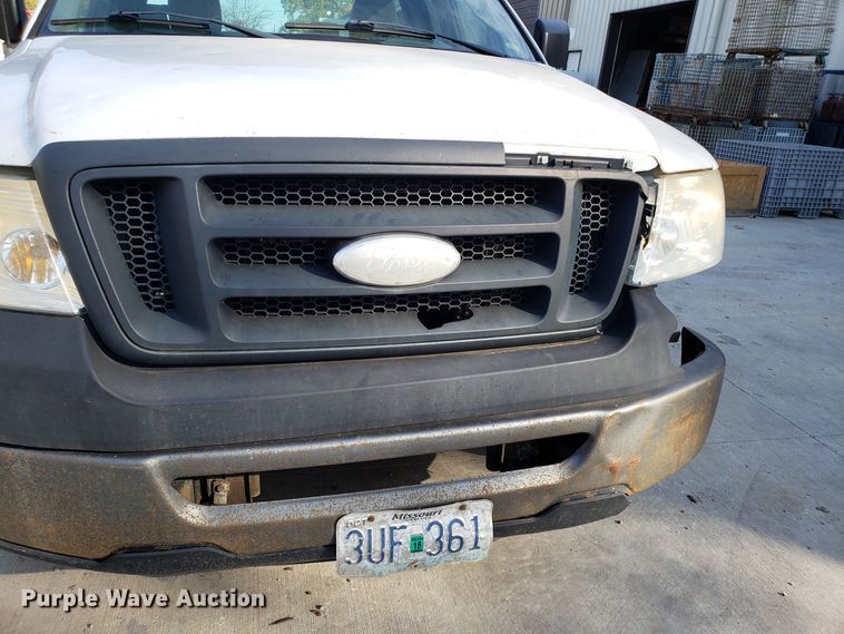 image for item ET9915 2006 Ford F150 pickup truck