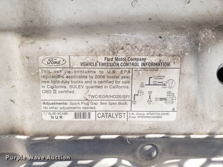 image for item ET9915 2006 Ford F150 pickup truck