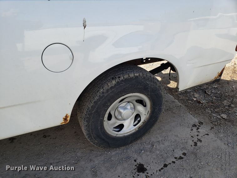 image for item ET9916 2002 Ford F150 pickup truck