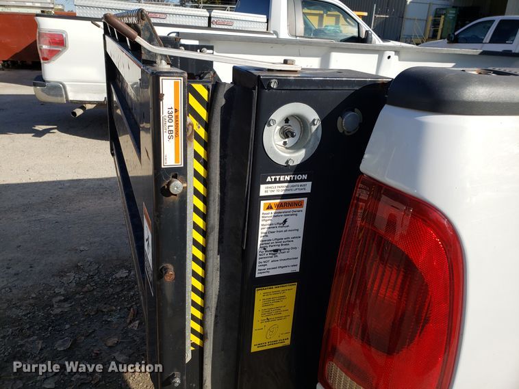 image for item ET9916 2002 Ford F150 pickup truck