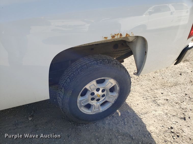 image for item ET9917 2008 Chevrolet Silverado 1500 pickup truck