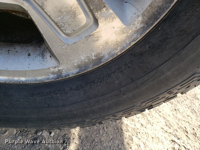 image for item ET9917 2008 Chevrolet Silverado 1500 pickup truck