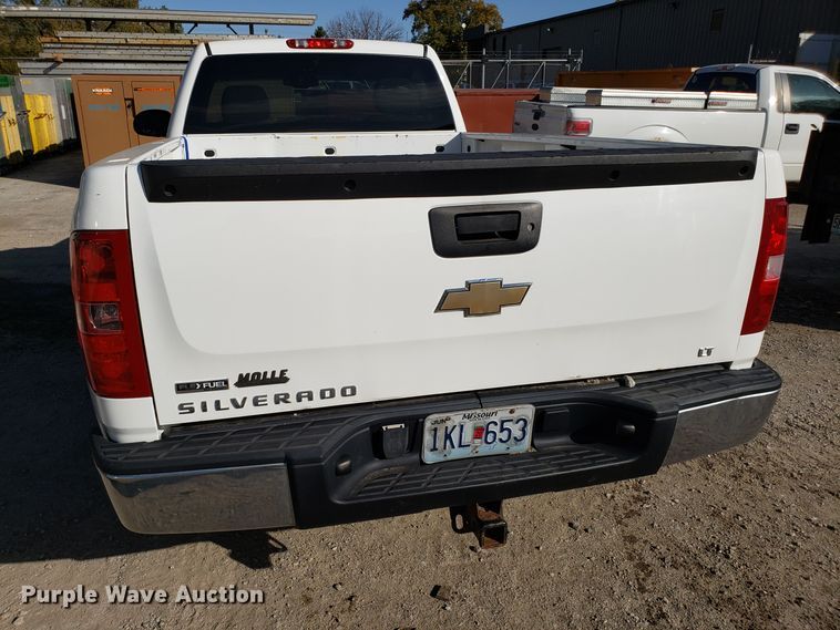 image for item ET9917 2008 Chevrolet Silverado 1500 pickup truck