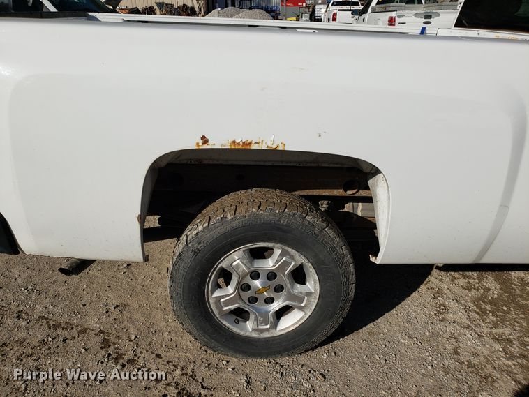 image for item ET9917 2008 Chevrolet Silverado 1500 pickup truck