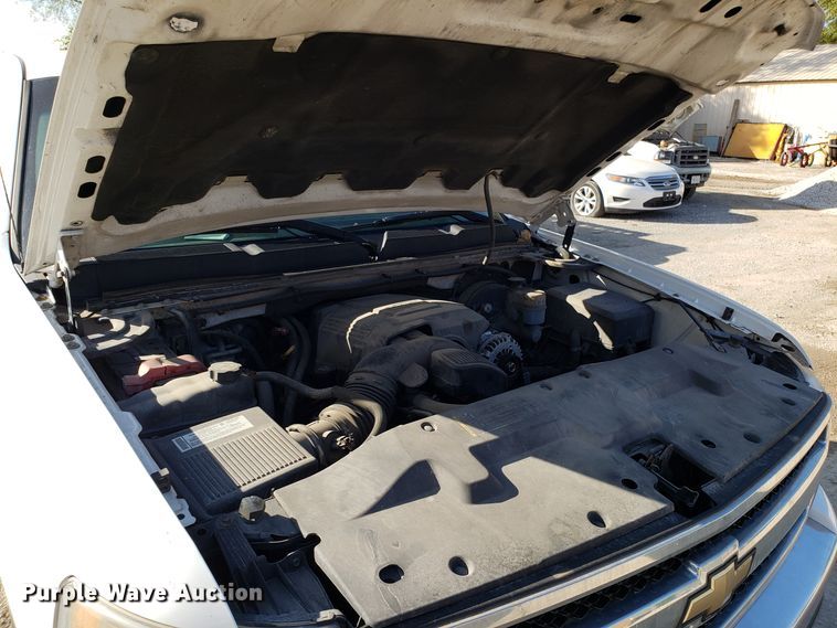 image for item ET9917 2008 Chevrolet Silverado 1500 pickup truck