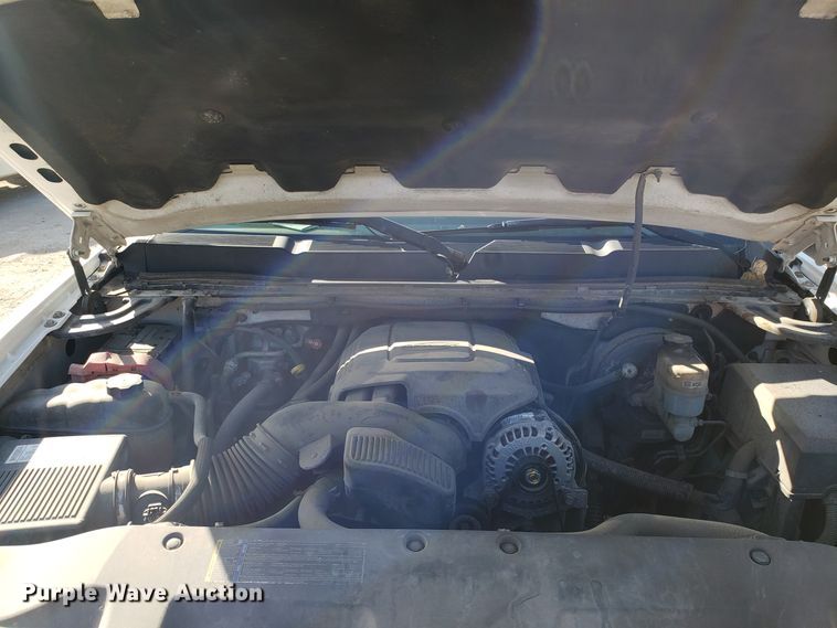 image for item ET9917 2008 Chevrolet Silverado 1500 pickup truck