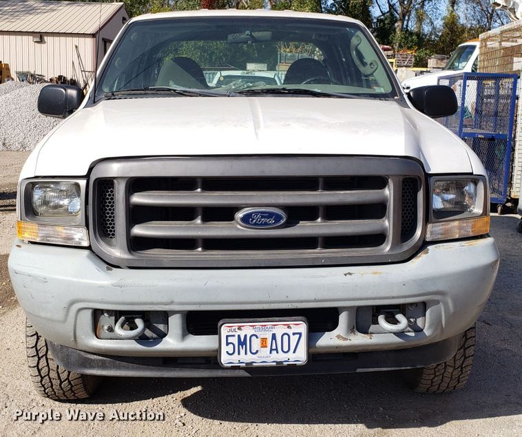 image for item ET9918 2003 Ford F250 Super Duty Crew Cab pickup truck