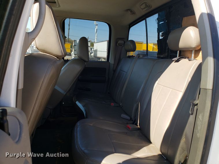 image for item ET9929 2007 Dodge Ram 1500 Quad Cab pickup truck